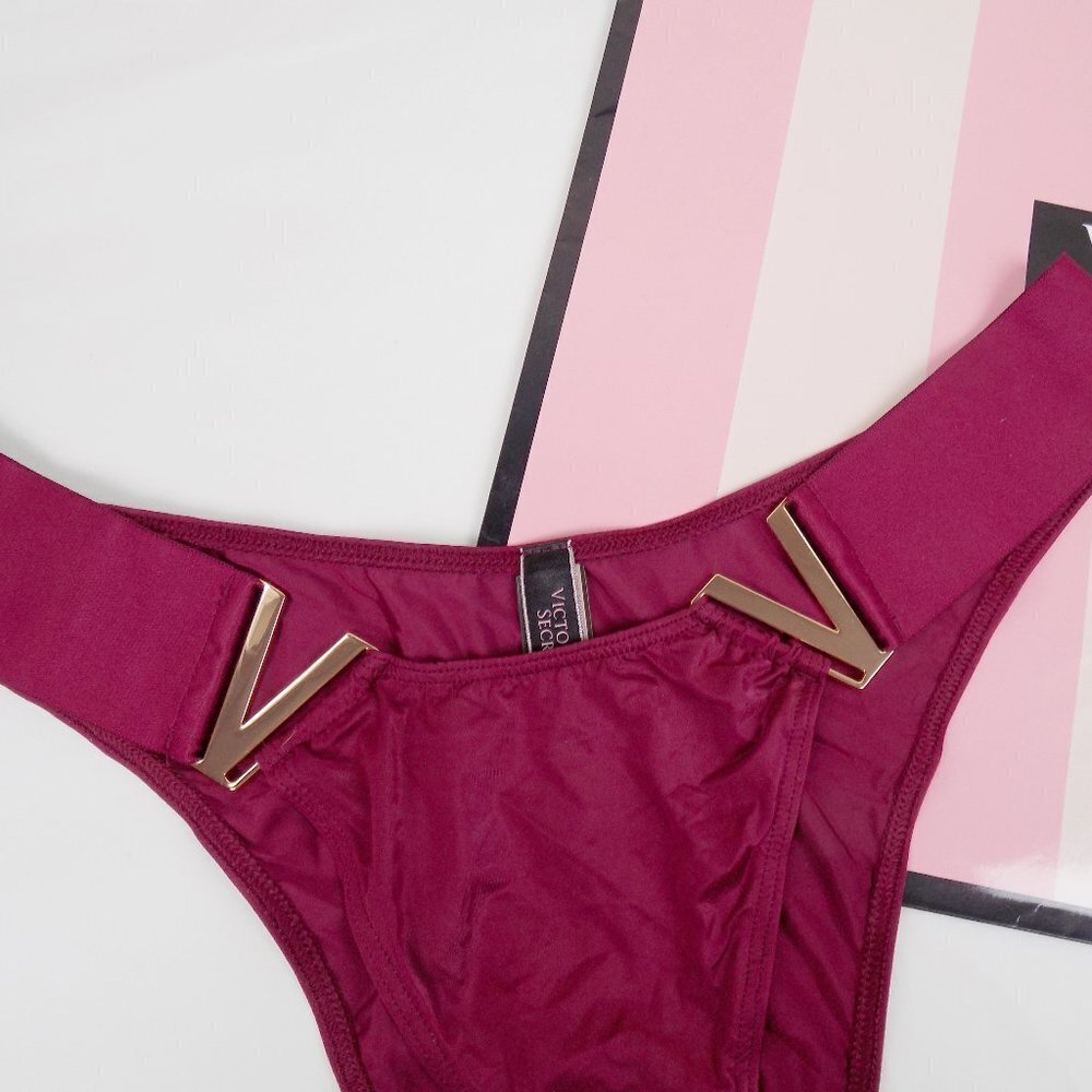 new! Victoria's Secret VS metal logo very sexy Brazilian bold V hardware luxe